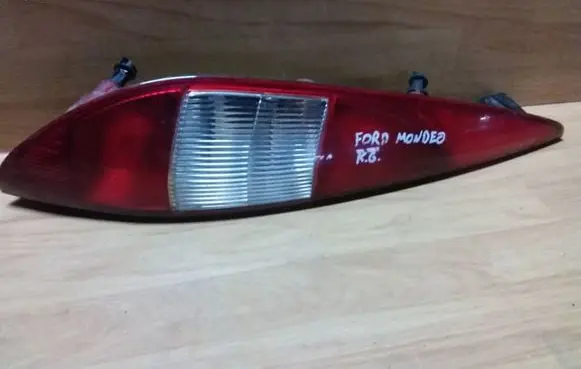 Ford Mondeo Mk III Rear/tail lights