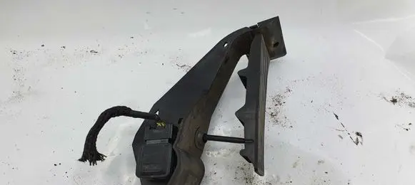 BMW 5 E60 E61 Accelerator throttle pedal 25916010 010708