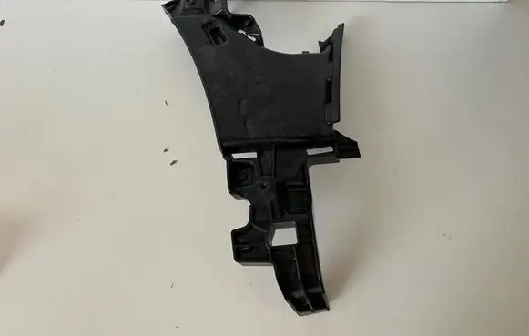 Audi e-tron Intercooler air guide/duct channel 4KE121764B
