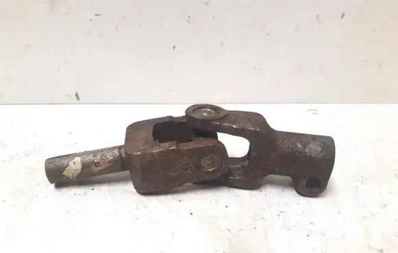 Volkswagen Golf III Steering column universal joint 1H0419955