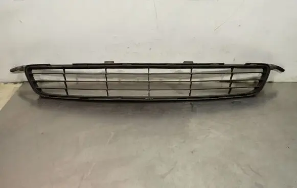 Toyota Corolla E140 E150 Front bumper lower grill 53112-02090
