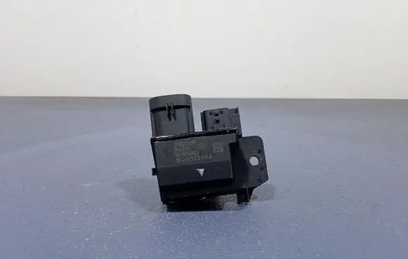 Renault Megane I Relay mounting block 255501169R