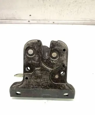 Audi A4 S4 B7 8E 8H Tailgate/trunk/boot lock/catch/latch 4B9877505M