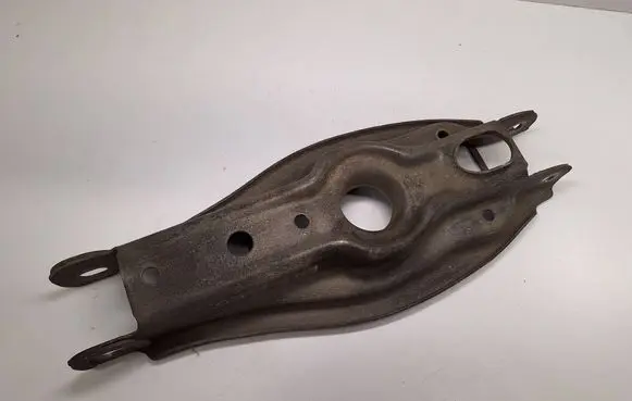 BMW 1 E82 E88 Rear upper control arm/wishbone 33326772899