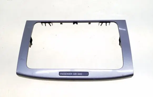 Volkswagen PASSAT B6 Radio/GPS head unit trim 3C0858069M