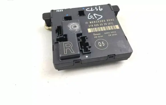 Mercedes-Benz CLS C219 Door control unit/module 2198200326