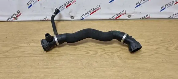 BMW 5 GT F07 Engine coolant pipe/hose 8511753