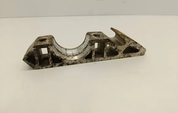 Volkswagen Touareg II Sway bar bush bracket, front 7L0411063B
