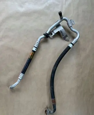 Mercedes-Benz E W210 Air conditioning (A/C) pipe/hose A6112300556