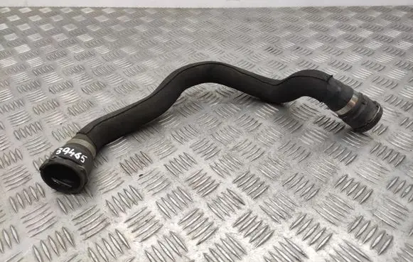 Audi A4 S4 B8 8K Engine coolant pipe/hose 8K0121101M