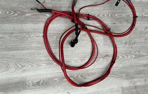BMW 3 E92 E93 Positive cable (battery) 9125036 61129125036