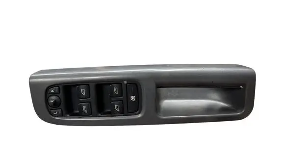 Volvo V50 Electric window control switch 8679473
