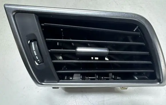 Mercedes-Benz GL X166 Dashboard side air vent grill/cover trim A1668300154