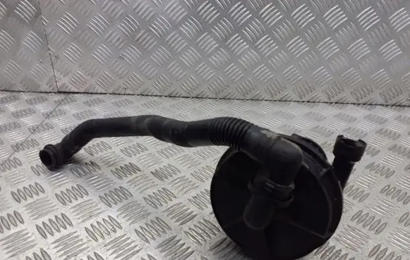 Audi A6 S6 C5 4B Secondary air pump 06A959253B