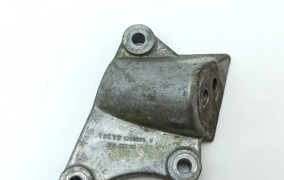 Volvo 240 other engine part 1205999