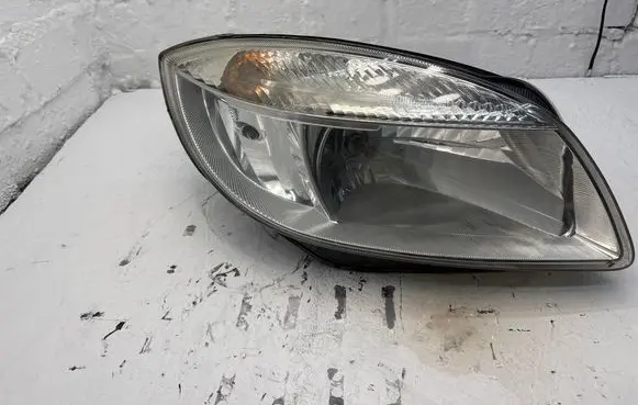 Skoda Fabia Mk2 (5J) Headlight/headlamp 24783200R