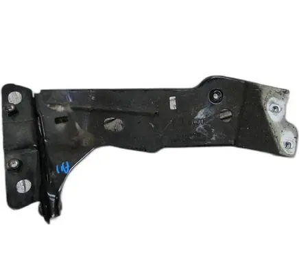 Audi A1 Fender mounting bracket 