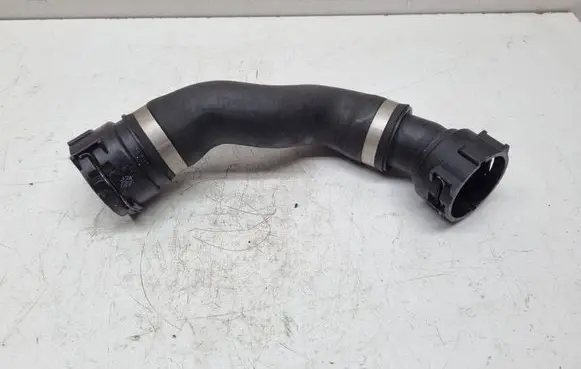 BMW 5 F10 F11 Engine coolant pipe/hose