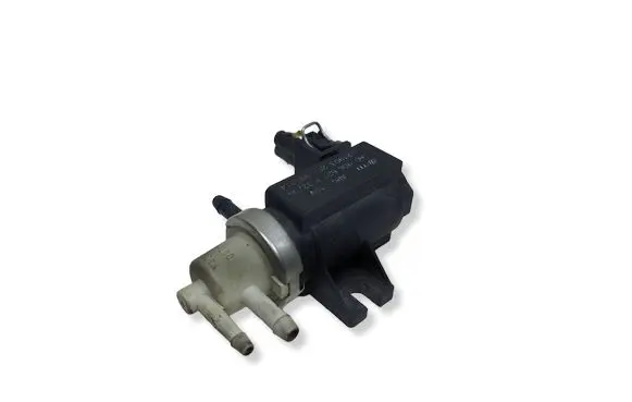 Volkswagen PASSAT B5 Turbo solenoid valve 1H0906627AKASACJ 1H0906627A