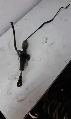 Opel Zafira A Clutch slave cylinder 