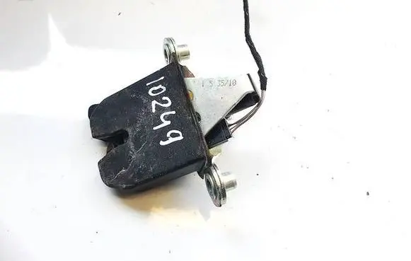 Skoda Octavia Mk2 (1Z) Tailgate/trunk/boot lock/catch/latch 1z5827501d