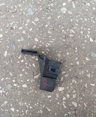 Ford Mondeo MK V Headlight/headlamp mounting bracket