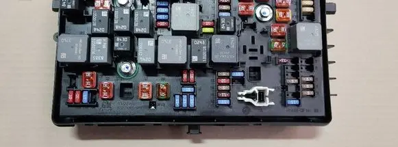 Fuse box set