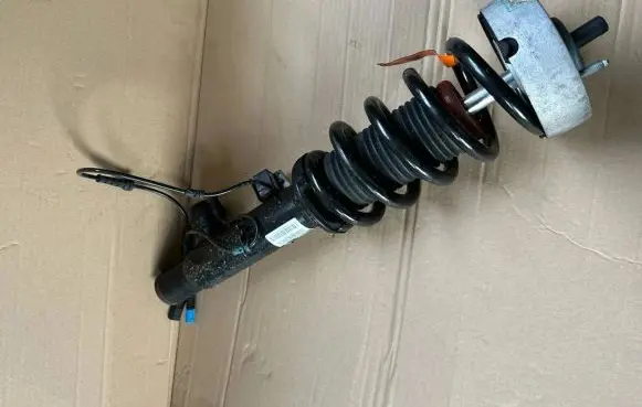 BMW X5 F15 Front shock absorber with coil spring 6875084
