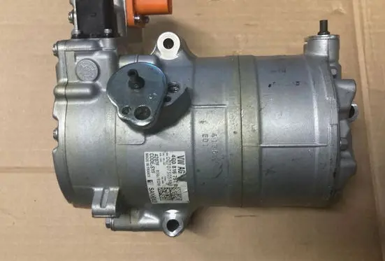 Audi A6 C7 Air conditioning (A/C) compressor (pump) 4KE260087D 4G0816797B