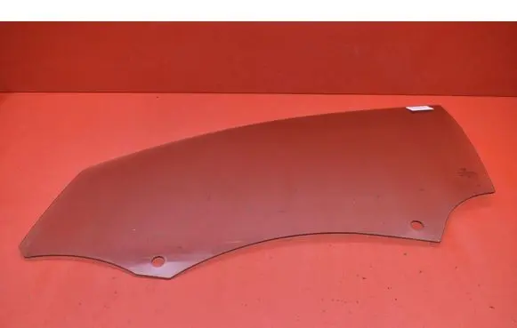 Peugeot 308 Front door window glass four-door 