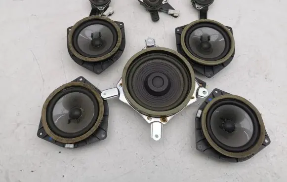 Lexus IS 220D-250-350 Audio system kit 8616053300 8616053210
