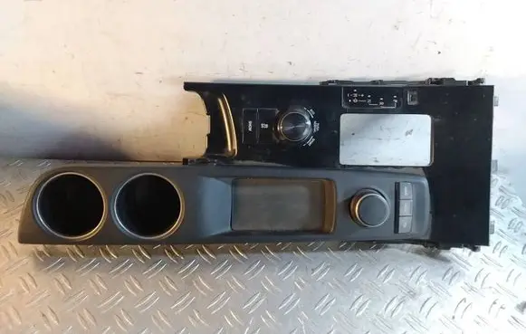 Lexus IS III XE30 Center console 5562053140 5882153190 8478053050