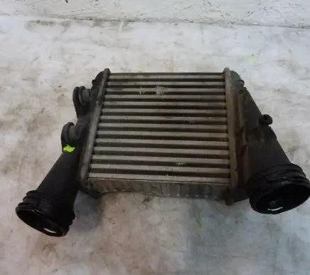 Skoda Superb B5 (3U) Intercooler radiator 3B0145806