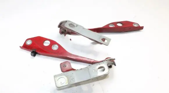 Volvo C30 Engine bonnet/hood hinges 30753597