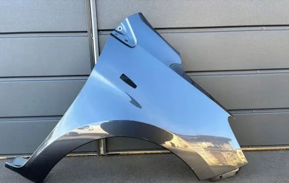 Mitsubishi Space Star Fender