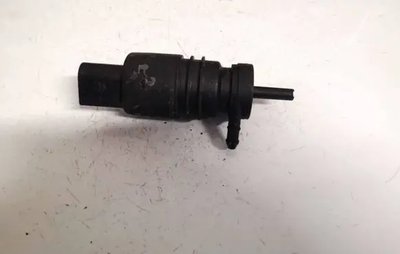 BMW 5 GT F07 Windscreen/windshield washer pump 8362154 00801712v