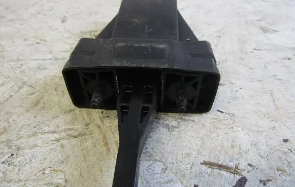 BMW 5 G30 G31 Rear door check strap stopper 7341033