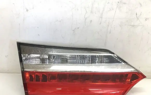 Toyota Corolla E160 E170 Tailgate rear/tail lights