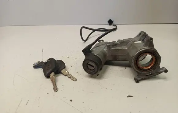 Volkswagen Transporter - Caravelle T4 Ignition lock 701905851