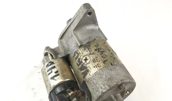 Toyota Yaris Starter motor 281000J010 12E23