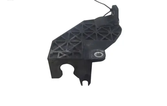 Volvo V40 Gear shift cable bracket 31321706