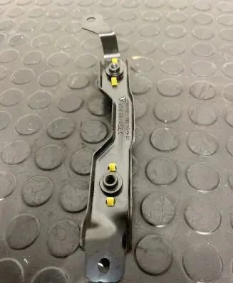 Porsche Macan (95B) Headlight/headlamp mounting bracket 95B941452c