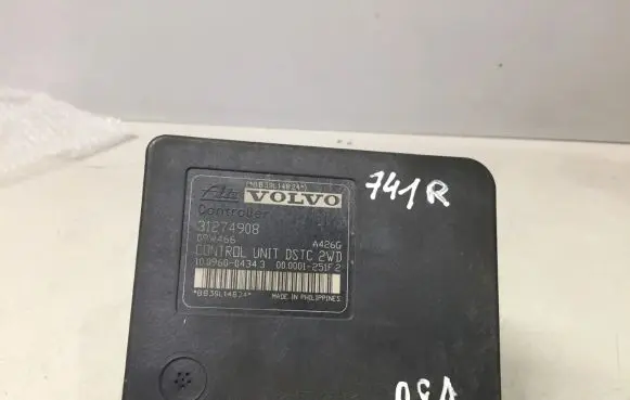 Volvo V50 ABS Pump 31274908 31274907