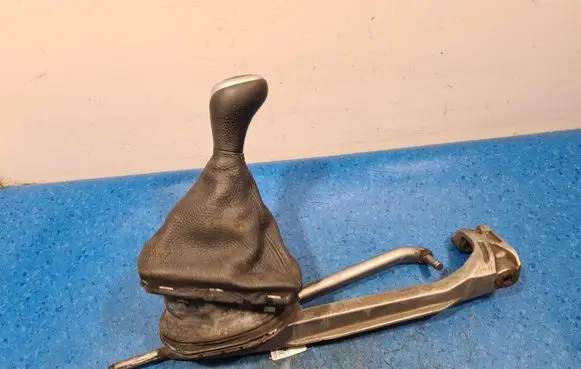 BMW 5 E60 E61 Gear selector/shifter in gearbox 7592422