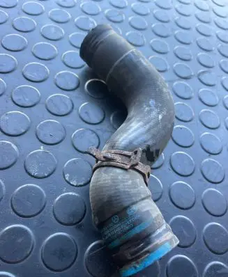 Mercedes-Benz CLA C117 X117 W117 Engine coolant pipe/hose A6512031782