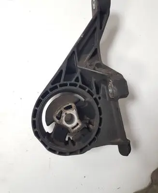 Opel Insignia A Engine mount bracket 13268880
