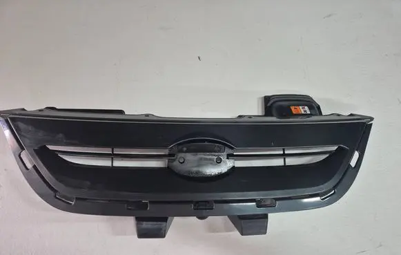 Ford Fiesta Front bumper upper radiator grill AE838A164