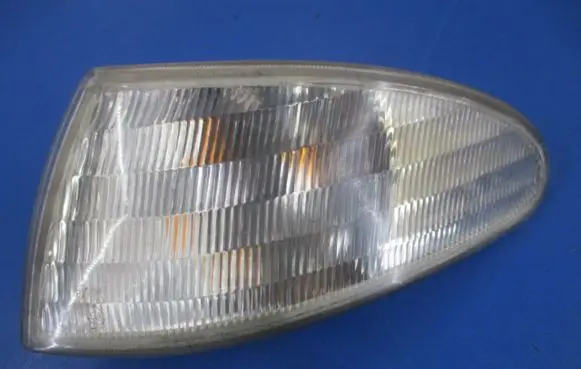 Ford Mondeo MK I Front indicator light