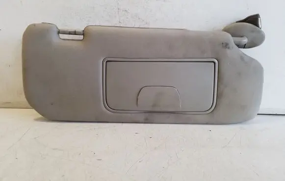 Sun visor