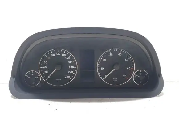 Mercedes-Benz A W169 Speedometer (instrument cluster)